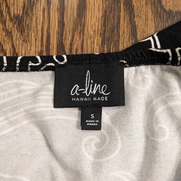 Always A.line Hawaii Short Sleeve Off the Shoulder Top - Crest Wave - Small - Picture 4 of 6